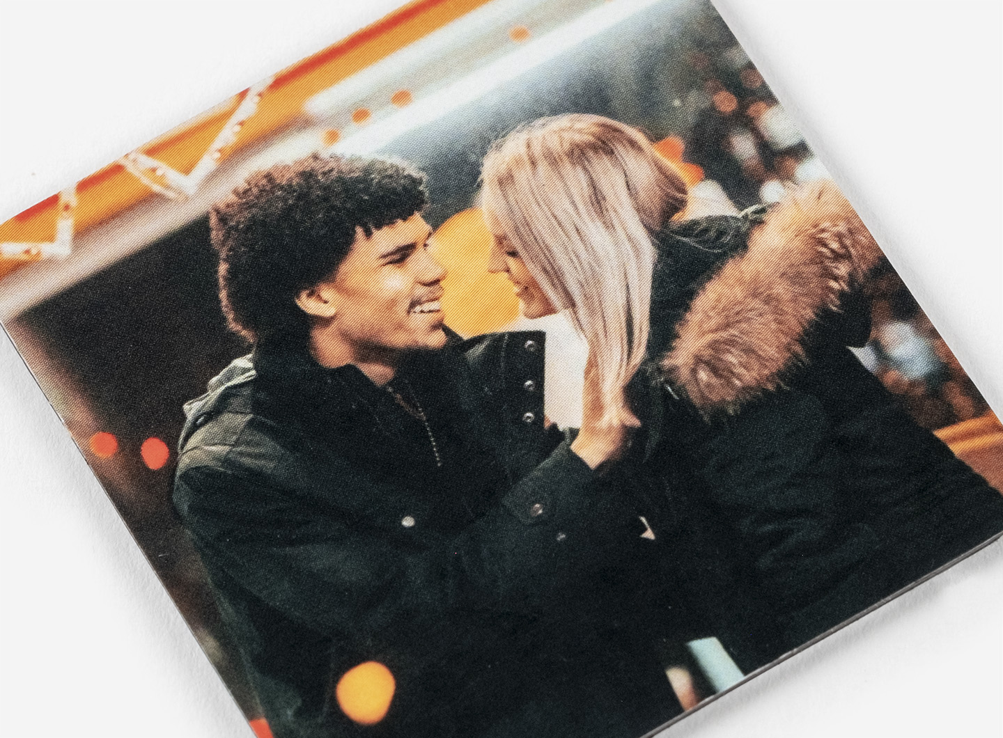 Calidad Superior con Papel Magnético