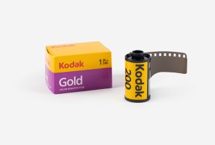 Película Fotográfica Kodak Gold 200 135/36 intro